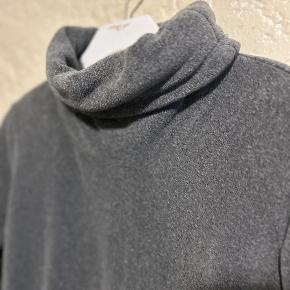 Nike Therma‎ Dri-Fit Tunic Cozy Gray Cowl Neck Sweater pocket fleece size Small
